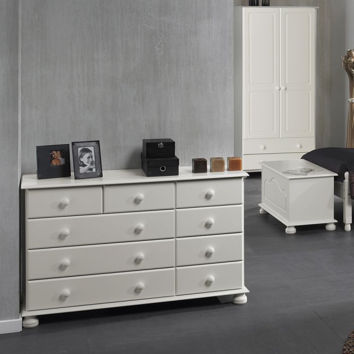 Copenhagen 2 + 3 + 4 Drawer Extra wide Chest in White Furniture To Go Ltd
