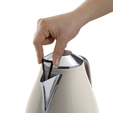 De'Longhi KBOV3001.BG Water Kettle, Plastic, 3000 W, 1.7 liters, Creme