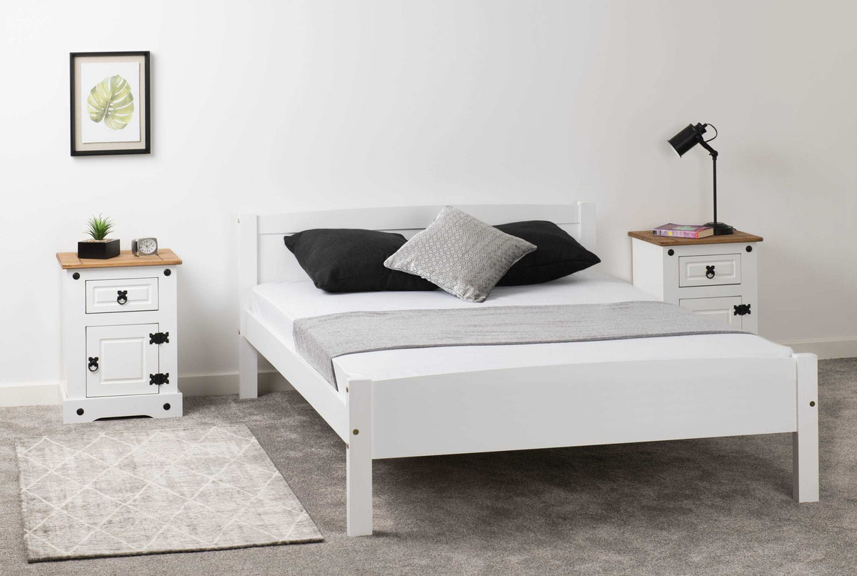 AMBER 4'6" BED Frame in White