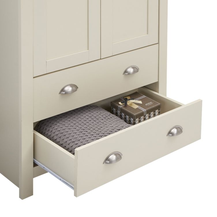 Lisbon 3 Piece Set (2 Door Wardrobe, 2+2 Chest, 2 Drw Bedside)